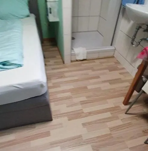 Felseneck * Staufenberg (Hessen)